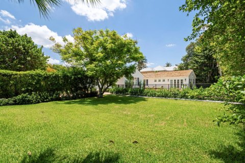 House in Delray Beach, Florida 4 bedrooms, 288 sq.m. № 2170088 - photo 30