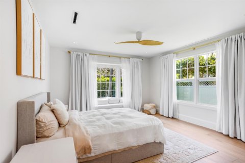 House in Delray Beach, Florida 4 bedrooms, 288 sq.m. № 2170088 - photo 21