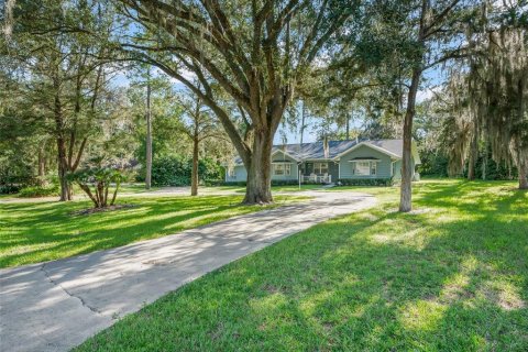 Villa ou maison à louer à Ocala, Floride: 3 chambres, 210.98 m2 № 2333939 - photo 4
