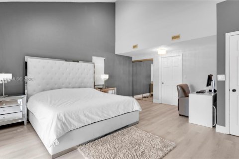 Villa ou maison à vendre à Miami, Floride: 3 chambres, 204.57 m2 № 2191297 - photo 22