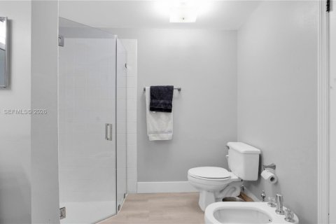 Villa ou maison à vendre à Miami, Floride: 3 chambres, 204.57 m2 № 2191297 - photo 26
