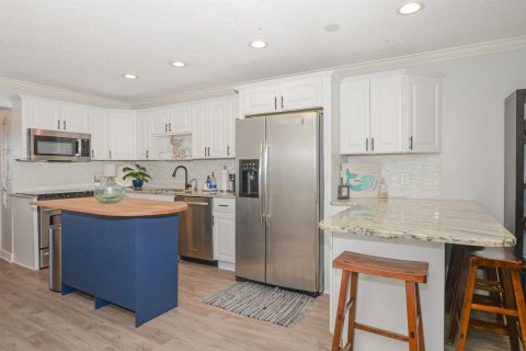 Villa ou maison à louer à Stuart, Floride: 2 chambres, 92.9 m2 № 2275385 - photo 7