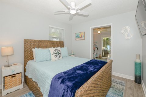 Villa ou maison à louer à Stuart, Floride: 2 chambres, 92.9 m2 № 2275385 - photo 18