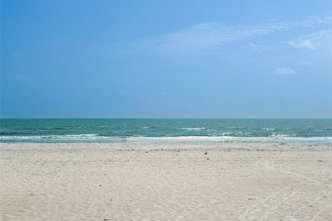 Condominio en venta en Indian Shores, Florida, 2 dormitorios, 104.98 m2 № 1774849 - foto 3