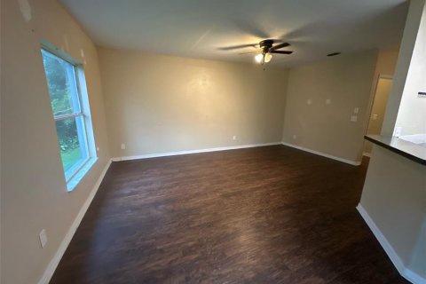 Casa en venta en North Port, Florida, 4 dormitorios, 130.43 m2 № 1782667 - foto 5