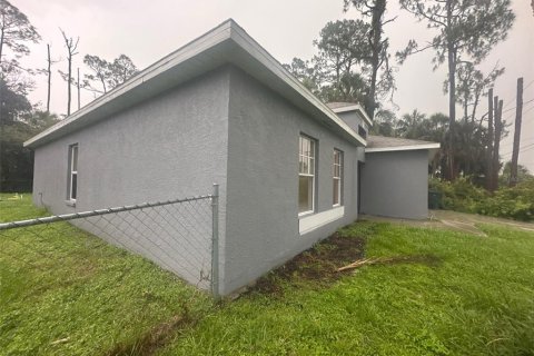 Casa en venta en North Port, Florida, 4 dormitorios, 130.43 m2 № 1782667 - foto 14