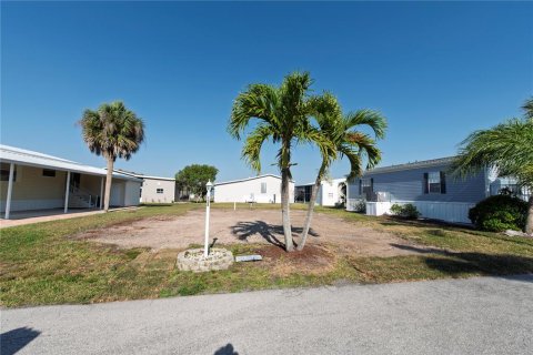 Land in Punta Gorda, Florida № 1641006 - photo 1