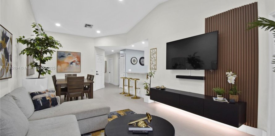 Villa ou maison à Miramar, Floride 2 chambres, 96.99 m2 № 1863534