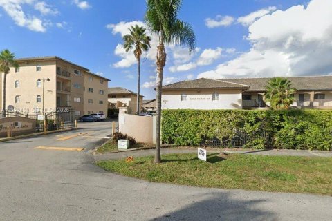 Condo à Hialeah Gardens, Floride, 2 chambres № 2376207