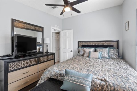 Снять в аренду квартиру в Те-Виллиджис, Флорида 5 комнат, 77.29м2, № 1169635 - фото 16