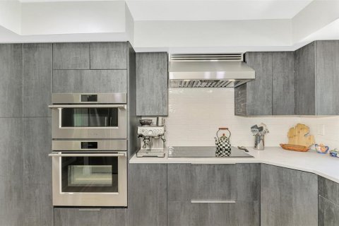 Casa en venta en Sarasota, Florida, 3 dormitorios, 297.38 m2 № 2143514 - foto 22