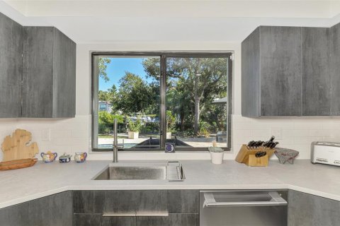 Casa en venta en Sarasota, Florida, 3 dormitorios, 297.38 m2 № 2143514 - foto 23