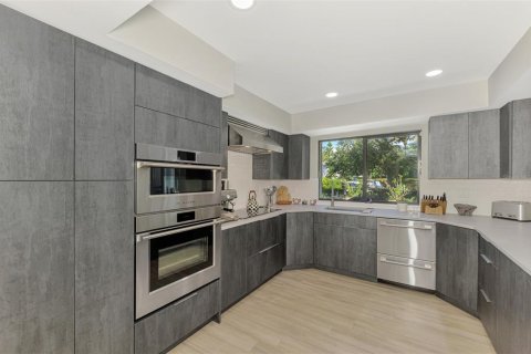 Casa en venta en Sarasota, Florida, 3 dormitorios, 297.38 m2 № 2143514 - foto 21