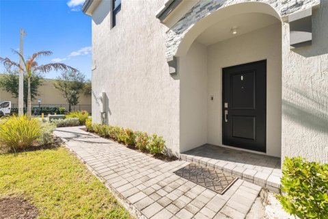 Townhouse in Homestead, Florida 4 bedrooms, 186.27 sq.m. № 1860158 - photo 4