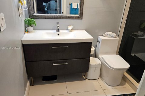 Condominio en venta en Miami, Florida, 2 dormitorios, 128.48 m2 № 2057945 - foto 11