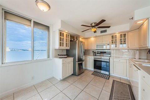 Copropriété à louer à Saint Petersburg, Floride: 2 chambres, 106.84 m2 № 2407084 - photo 4