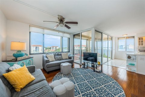 Copropriété à louer à Saint Petersburg, Floride: 2 chambres, 106.84 m2 № 2407084 - photo 10