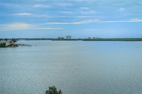 Copropriété à louer à Saint Petersburg, Floride: 2 chambres, 106.84 m2 № 2407084 - photo 19