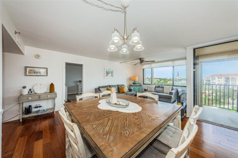 Copropriété à louer à Saint Petersburg, Floride: 2 chambres, 106.84 m2 № 2407084 - photo 6