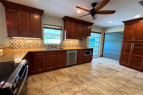 Casa en alquiler en Bradenton, Florida, 3 dormitorios, 170.66 m2 № 1918728 - foto 22