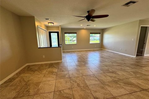 Casa en alquiler en Bradenton, Florida, 3 dormitorios, 170.66 m2 № 1918728 - foto 23