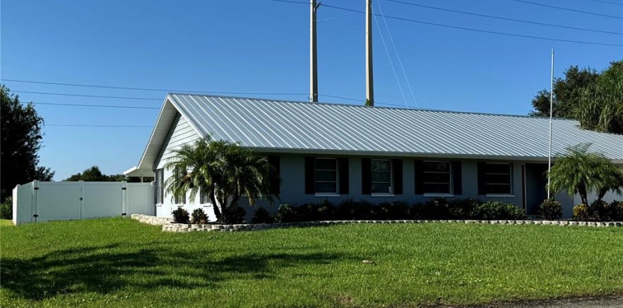 Casa en Bradenton, Florida 3 dormitorios, 170.66 m2 № 1918728