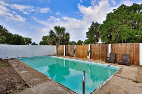 House in Edgewater, Florida 3 bedrooms, 111.2 sq.m. № 1796032 - photo 5
