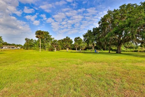 House in Edgewater, Florida 3 bedrooms, 111.2 sq.m. № 1796032 - photo 4