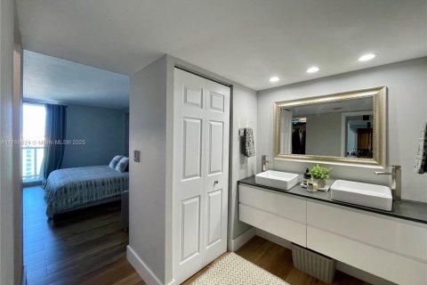 Appartement à louer à Sunny Isles Beach, Floride: 1 chambre, 92.07 m2 № 1861070 - photo 8