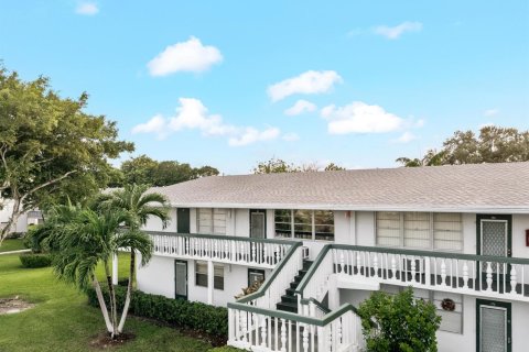 Condominio en Deerfield Beach, Florida, 2 dormitorios  № 2084779