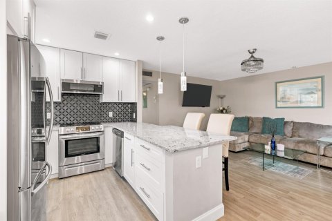 Condominio en venta en Deerfield Beach, Florida, 2 dormitorios, 76.18 m2 № 2084779 - foto 8