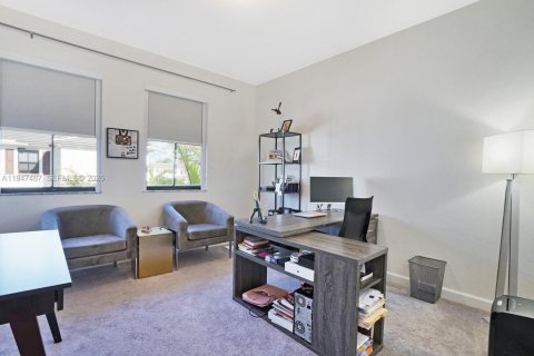 Купить таунхаус в Форт-Лодердейл, Флорида 4 спальни, 178.47м2, № 2005303 - фото 11