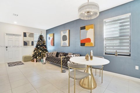 Купить таунхаус в Форт-Лодердейл, Флорида 4 спальни, 178.47м2, № 2005303 - фото 6