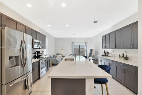 Таунхаус в Форт-Лодердейл, Флорида 4 спальни, 178.47м2 № 2005303