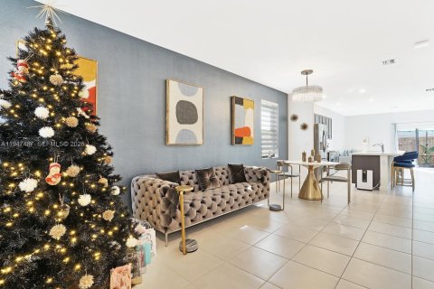 Купить таунхаус в Форт-Лодердейл, Флорида 4 спальни, 178.47м2, № 2005303 - фото 17