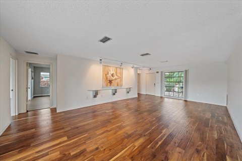 Casa en venta en Sarasota, Florida, 3 dormitorios, 167.04 m2 № 1910680 - foto 3