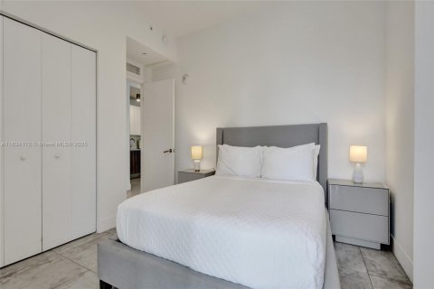 Condominio en venta en Miami, Florida, 2 dormitorios, 75.16 m2 № 1943132 - foto 26