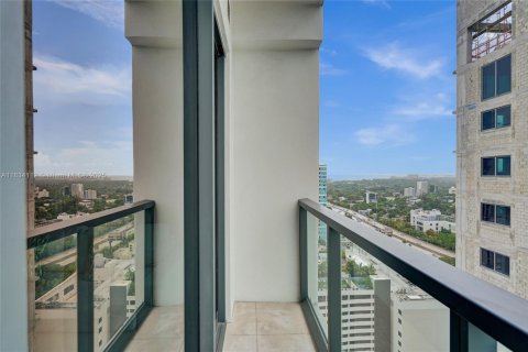 Condominio en venta en Miami, Florida, 2 dormitorios, 75.16 m2 № 1943132 - foto 12