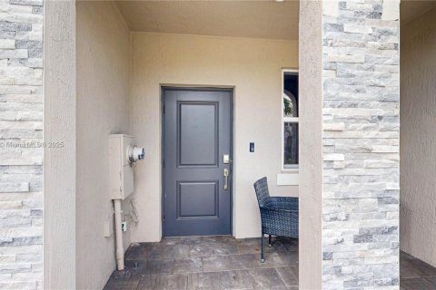 Купить таунхаус в Хомстед, Флорида 3 спальни, 169.73м2, № 1969738 - фото 3