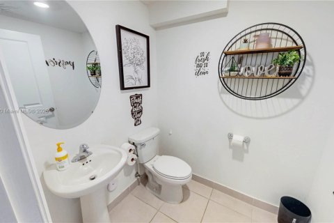 Купить таунхаус в Хомстед, Флорида 3 спальни, 169.73м2, № 1969738 - фото 9