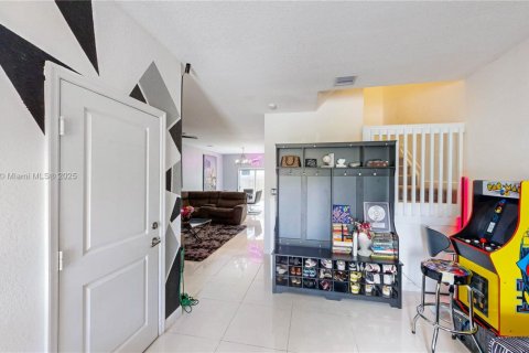 Купить таунхаус в Хомстед, Флорида 3 спальни, 169.73м2, № 1969738 - фото 5