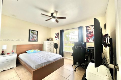 Купить виллу или дом в Лихай-Эйкерс, Флорида 3 спальни, 129.88м2, № 1963896 - фото 28