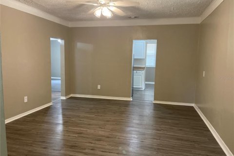 Casa en alquiler en Tampa, Florida, 2 dormitorios, 88.07 m2 № 1628454 - foto 7