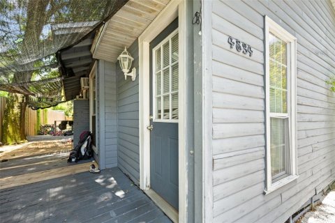 Villa ou maison à vendre à Saint Petersburg, Floride: 4 chambres, 138.24 m2 № 2222737 - photo 2