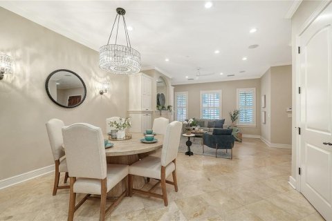 Townhouse in Sarasota, Florida 3 bedrooms, 177.44 sq.m. № 2150246 - photo 8