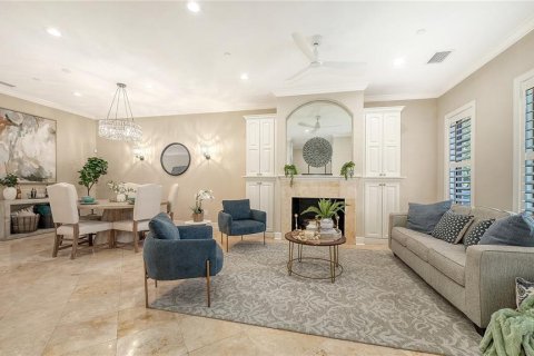 Townhouse in Sarasota, Florida 3 bedrooms, 177.44 sq.m. № 2150246 - photo 5
