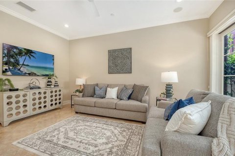 Townhouse in Sarasota, Florida 3 bedrooms, 177.44 sq.m. № 2150246 - photo 16