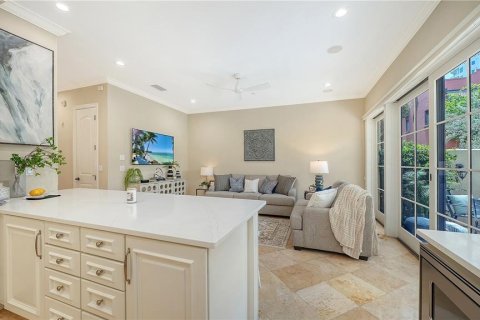 Townhouse in Sarasota, Florida 3 bedrooms, 177.44 sq.m. № 2150246 - photo 15