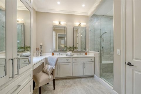 Townhouse in Sarasota, Florida 3 bedrooms, 177.44 sq.m. № 2150246 - photo 30