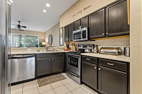 Villa ou maison à vendre à Tampa, Floride: 2 chambres, 127 m2 № 2148650 - photo 5
